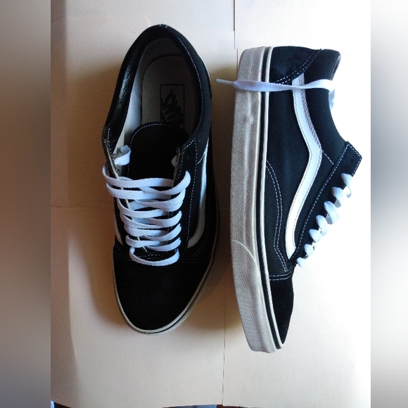 Vans Tennis shoes classics - Picture 2 of 3